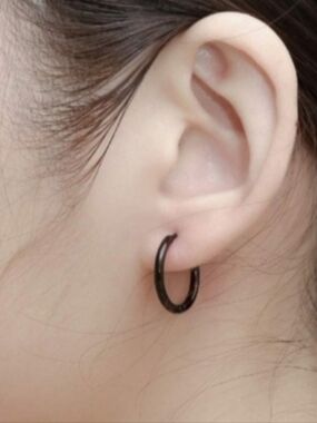 Hypoallergenic Jewelry Minimalist Jewelry Small Lightweigh Hoops Black Enameled